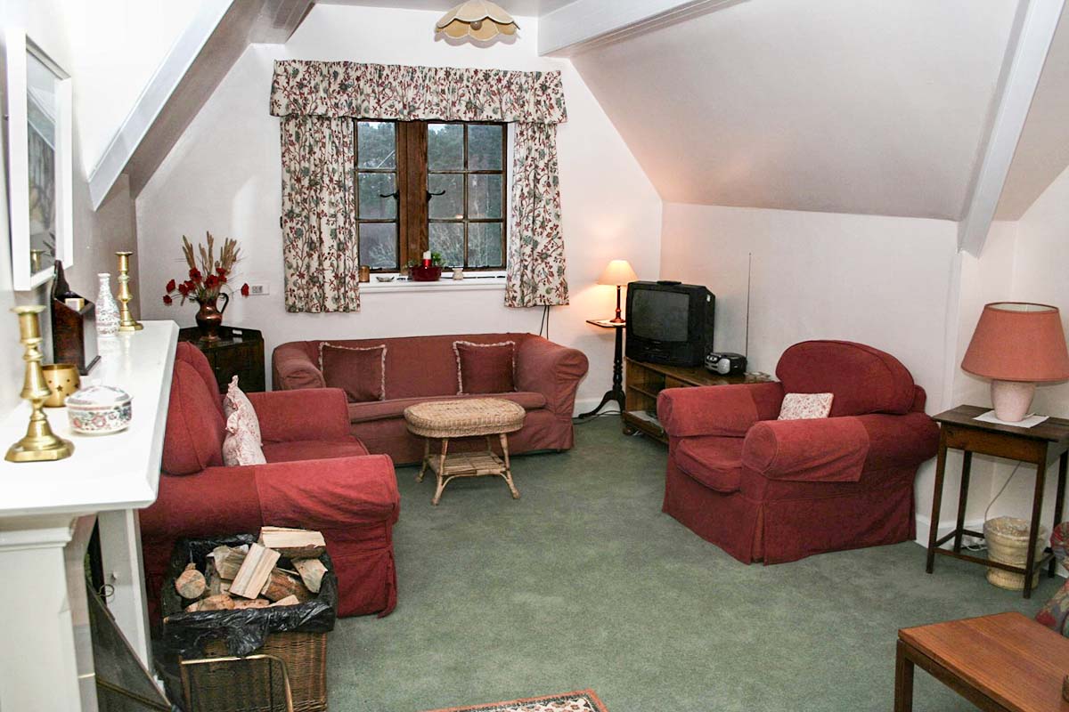 Alvie Top Flat Sitting Room Camping in Aviemore